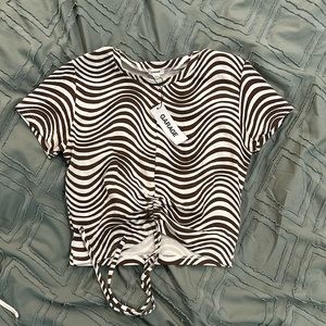 Garage - Crop top size small